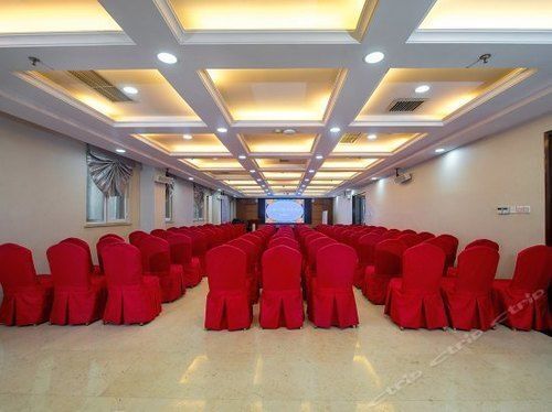 Пекин: Beijing Dajiaoting International Business Hotel