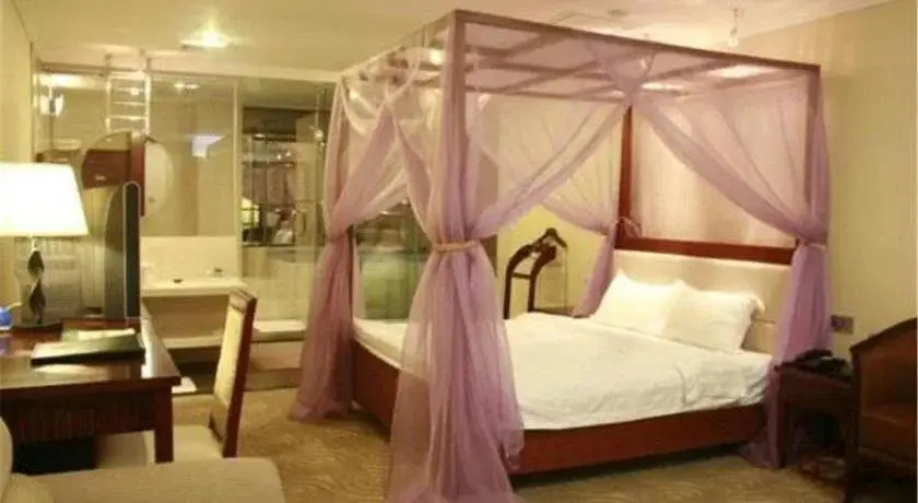 Гуанчжоу: Wanfeng Hotspring Hotel