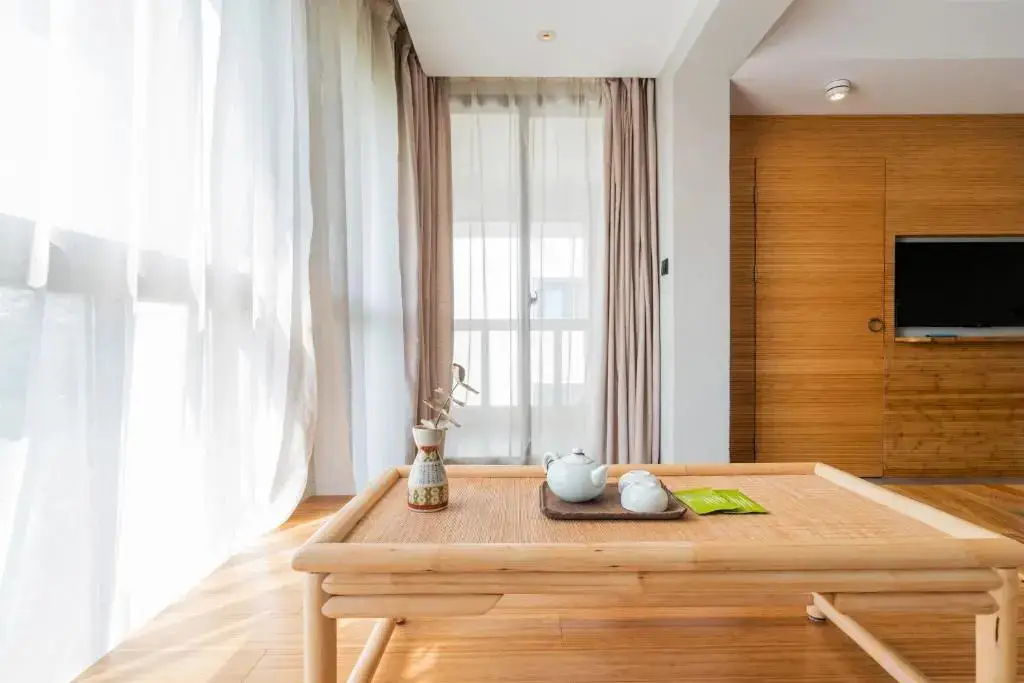 Гуйлинь: Zen Tea House Guilin Seven Stars Park