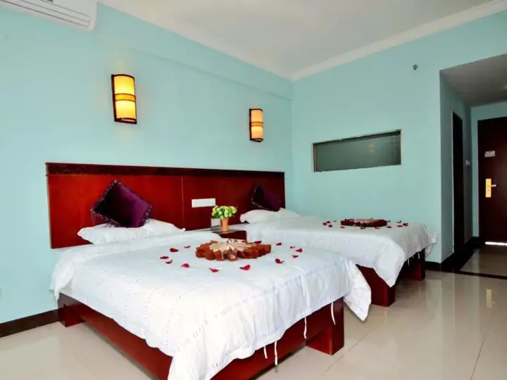 Санья: Sanya Jiulixiang Business Hotel