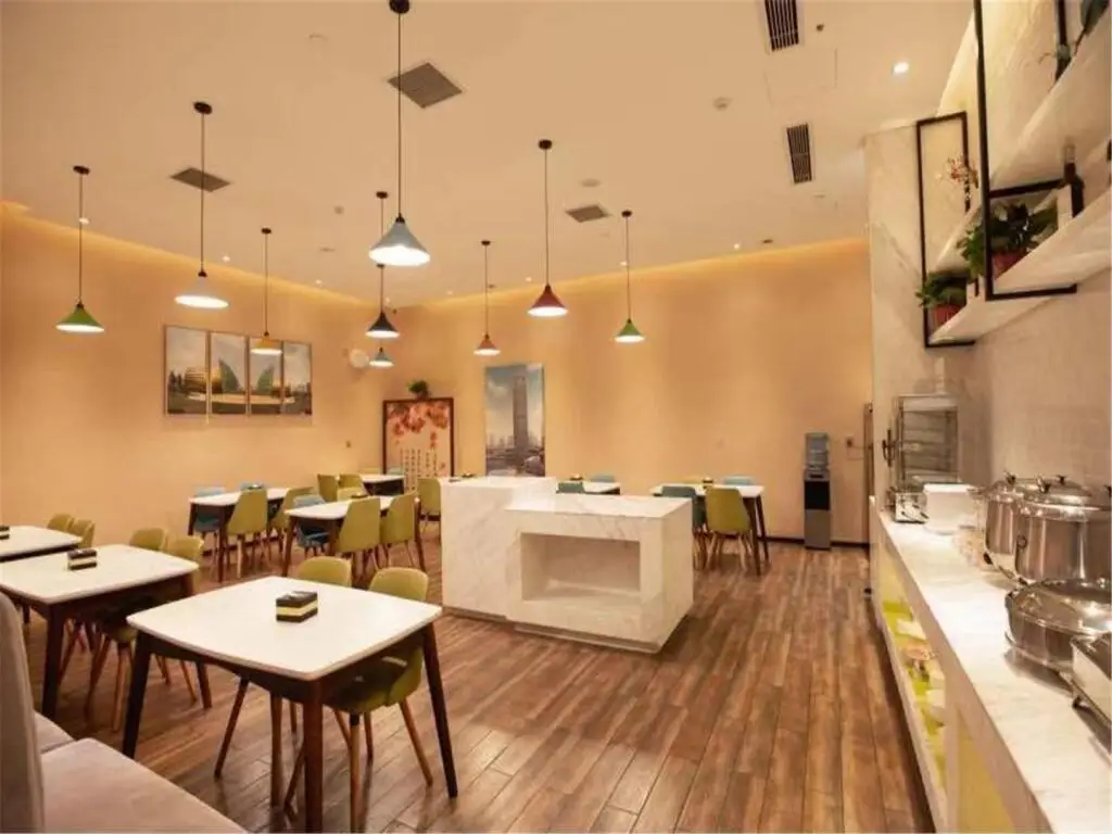 Чжэнчжоу: Hanting Hotel Zhengzhou Songshan Nan Road Yaxing Plaza