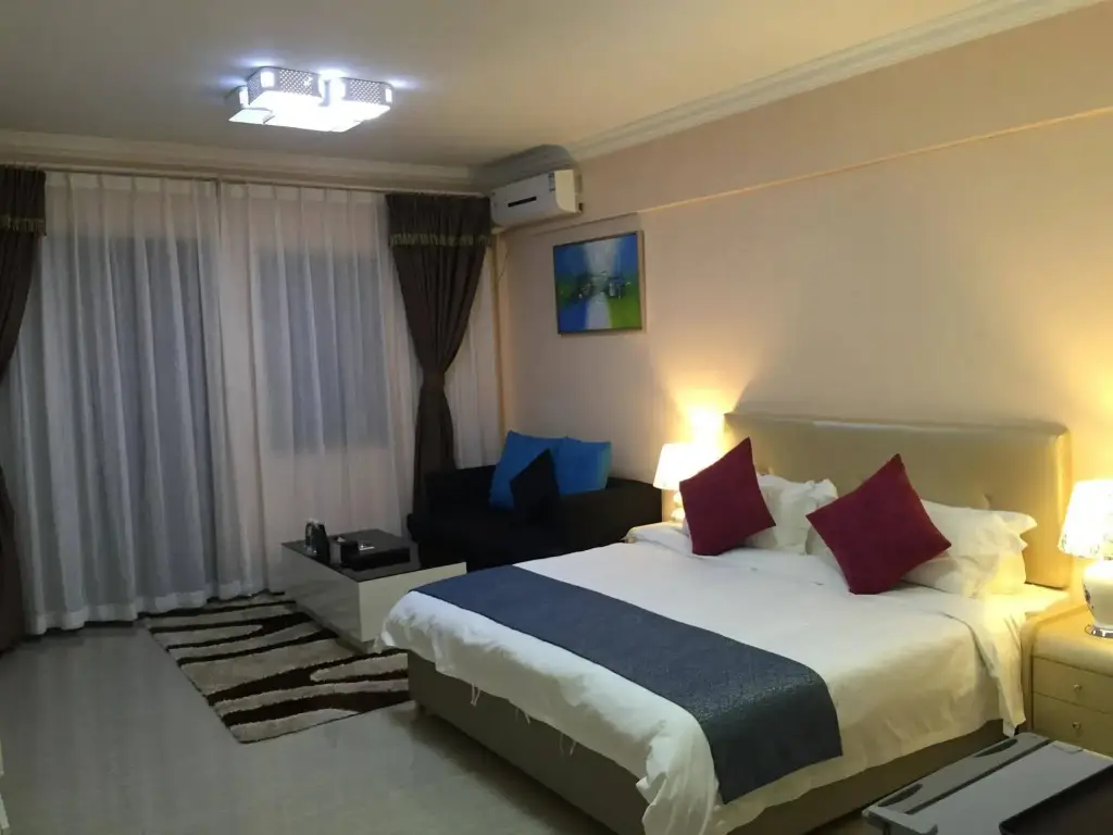 Гуанчжоу: Longqiang International Apartment