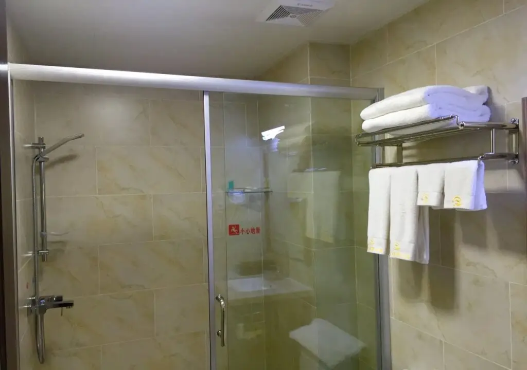Гуанчжоу: Longqiang International Apartment