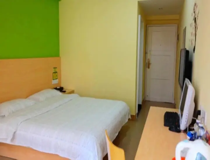 Дунгуань: 8 Inns Dongguan Shijie Branch