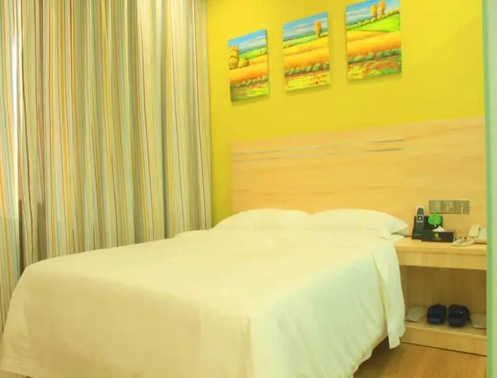 Дунгуань: 8 Inns Dongguan Shijie Branch