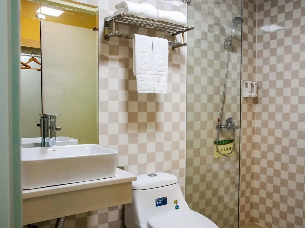 Дунгуань: 8 Inns Dongguan Shijie Branch