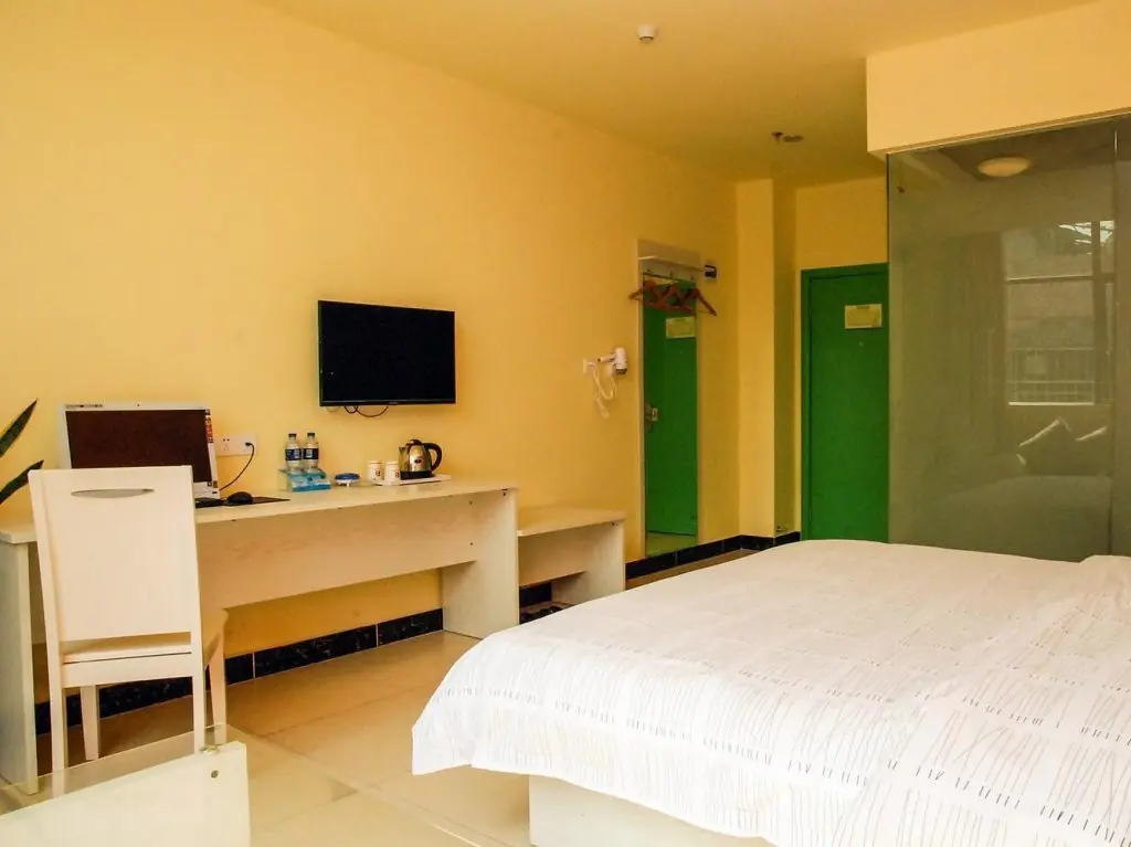 Дунгуань: 8 Inns Dongguan Shijie Branch