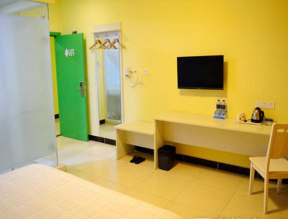 Дунгуань: 8 Inns Dongguan Chang'an Xiagang Branch