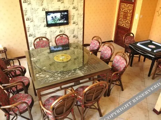 Цзиньхуа: Huayou Inn