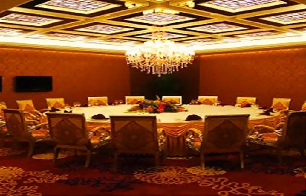 Пекин: BeiJing jinziyin business hotel
