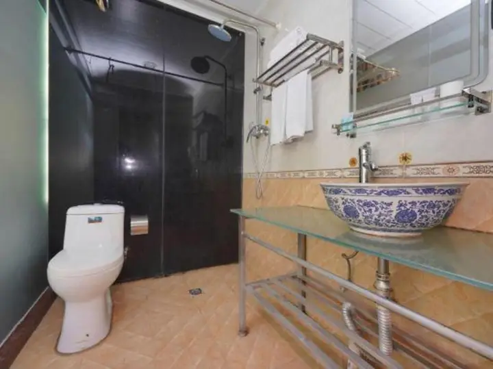 Пекин: Qilu Business Hotel