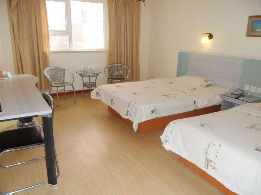 Циндао: Jinkailai Business Hotel - Qingdao