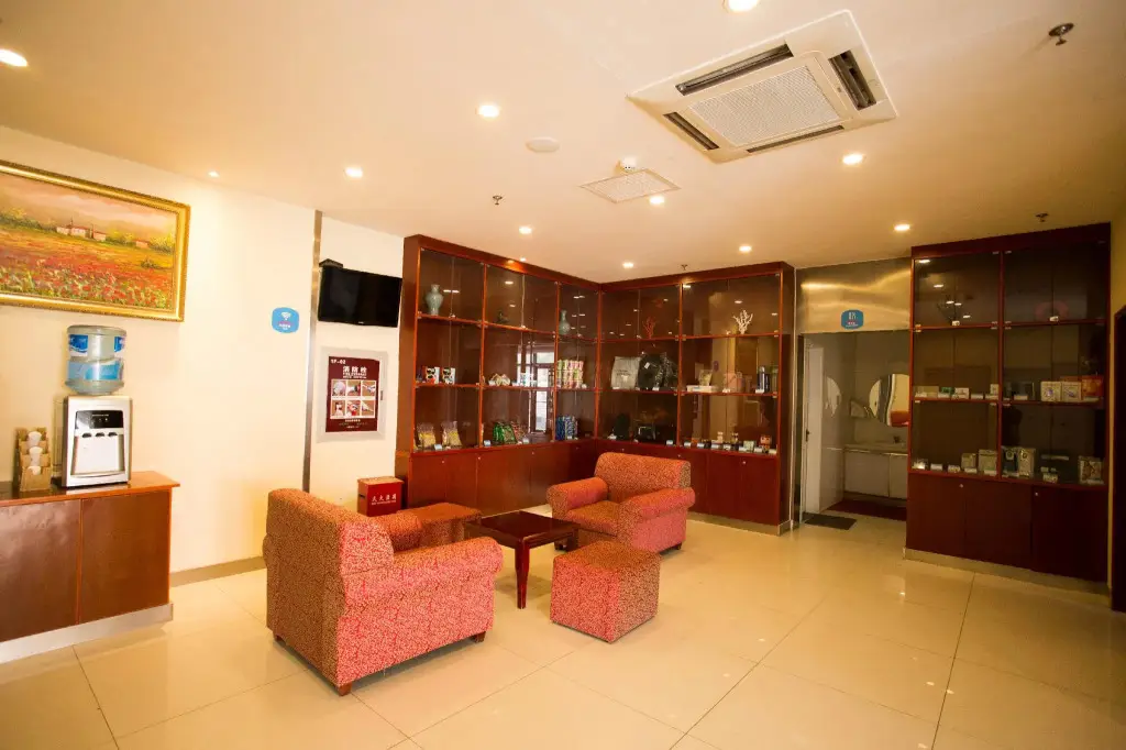 Чэндэ: Hanting Hotel Chengde Xinglong Branch