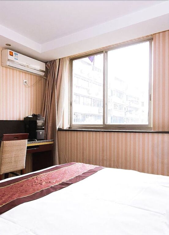 Ханчжоу: Hangzhou Dingyu Business Hotel West Lake