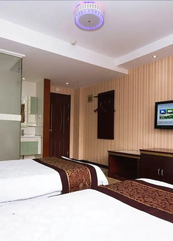 Ханчжоу: Hangzhou Dingyu Business Hotel West Lake