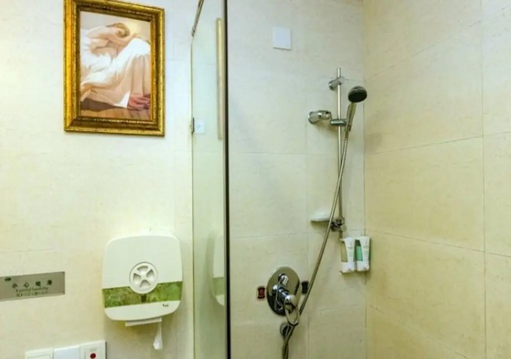 Шэньчжэнь: Vienna International Hotel Shenzhen North Station Branch