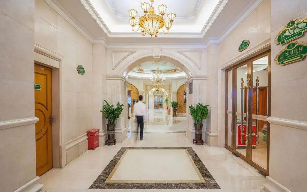 Шэньчжэнь: Vienna International Hotel Shenzhen North Station Branch