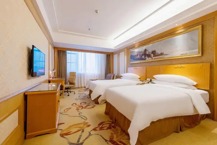 Шэньчжэнь: Vienna International Hotel Shenzhen North Station Branch