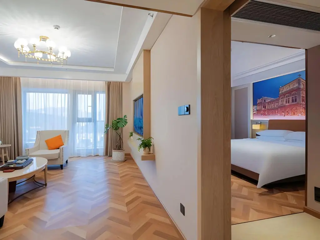 Шэньчжэнь: ViennaHotel Shenzhen Aiguo Road