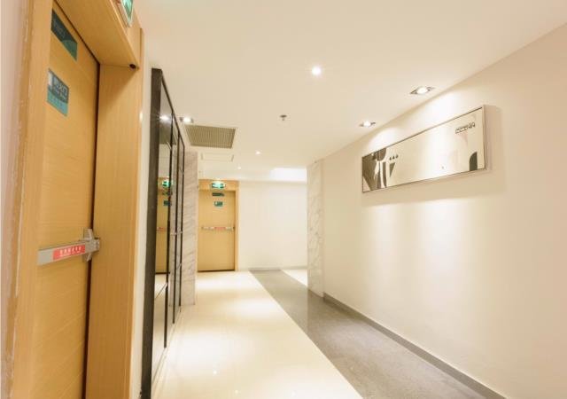 Гуйган: City Comfort Inn Guigang Zhongshan High Speed Railway Station