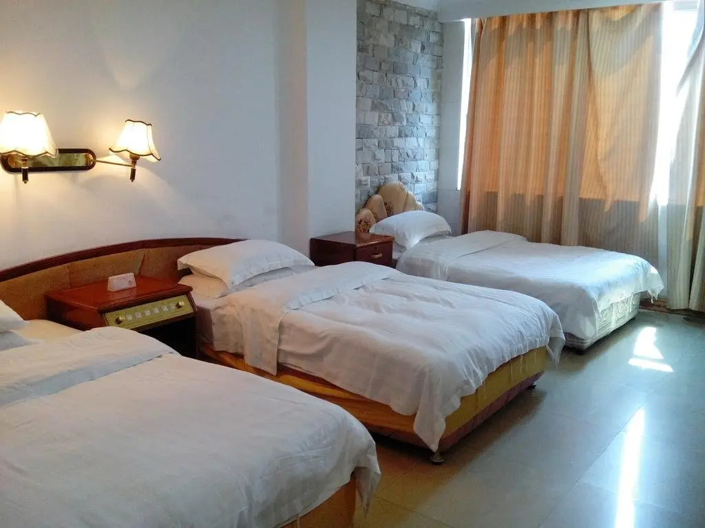 Гуанчжоу: Cong Hua Jing Quan Hotel