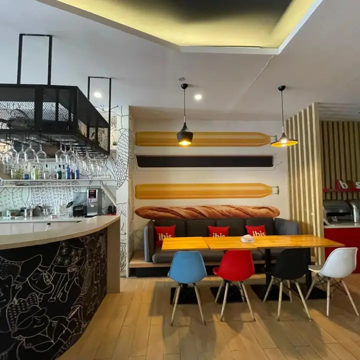 Тяньцзинь: Elan Hotel Tianjin Railway Station