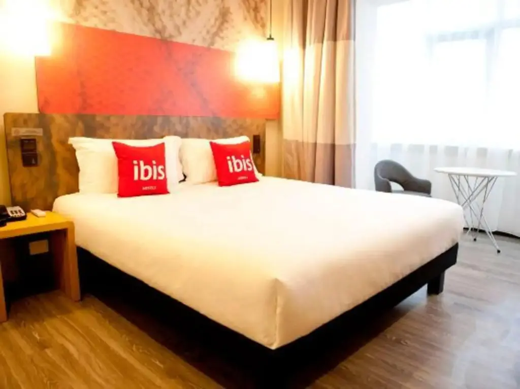 Тяньцзинь: Elan Hotel Tianjin Railway Station