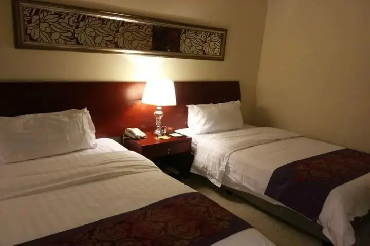 Шанхай: Yue Hotel