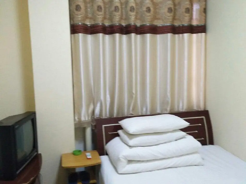 Циндао: Qingdao Runzhisheng Hotel