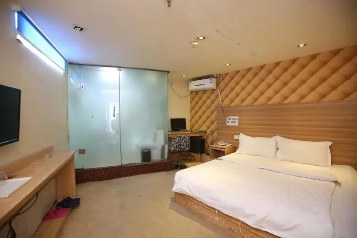 Чжэнчжоу: Youth Star Express Hotel