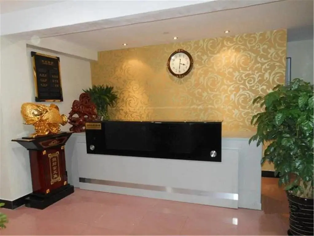 Chengde Huatang Hotel — фото 1
