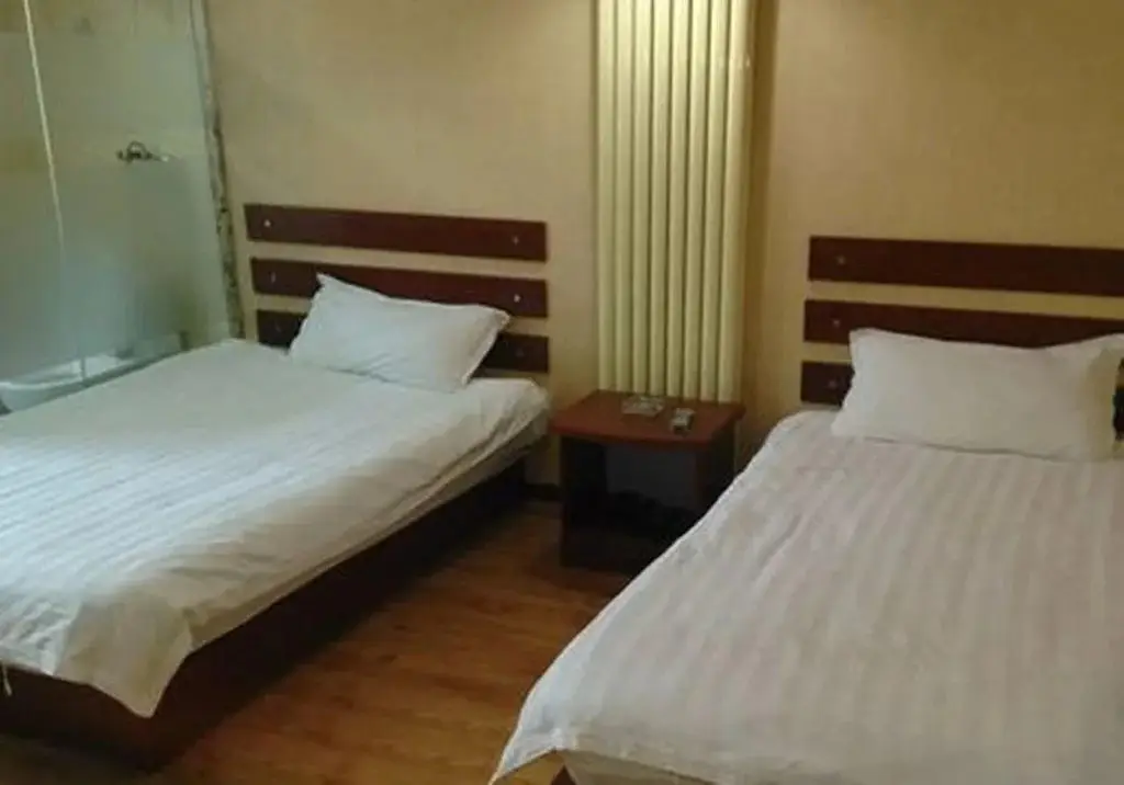 Циндао: Qingdao Lanyu Business Hotel