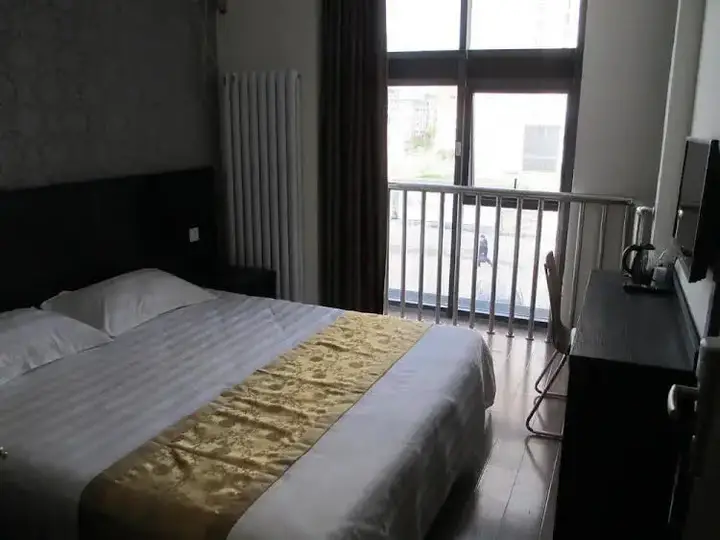 Циндао: City 118 Hotel Qingdao Jinshatan Beer City