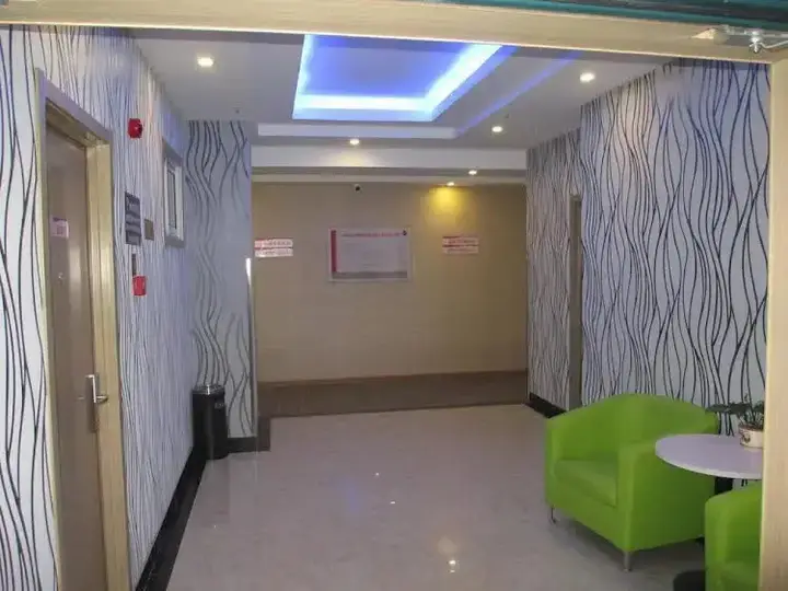 Циндао: City 118 Hotel Qingdao Jinshatan Beer City