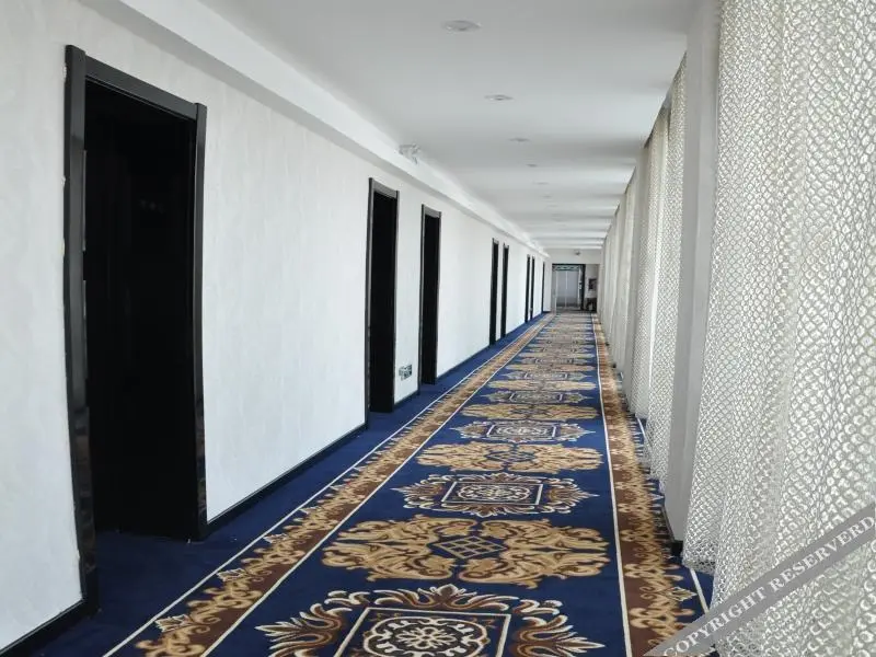 Хулун-Буир: Manzhouli Aolong Business Hotel