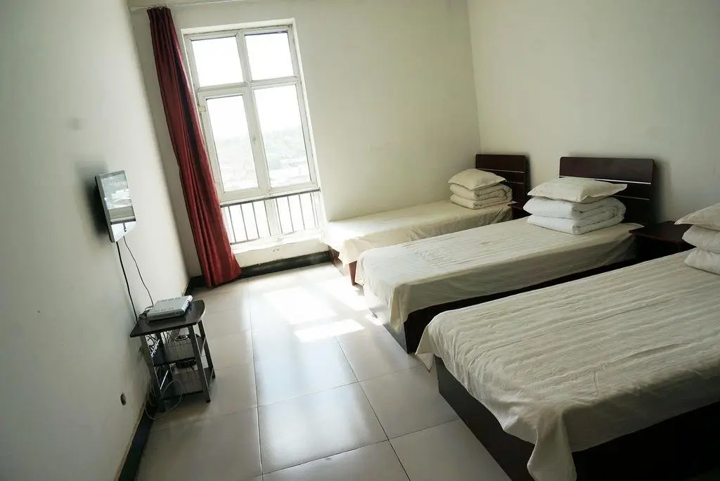 Хулун-Буир: Yaju Guo'an Hotel