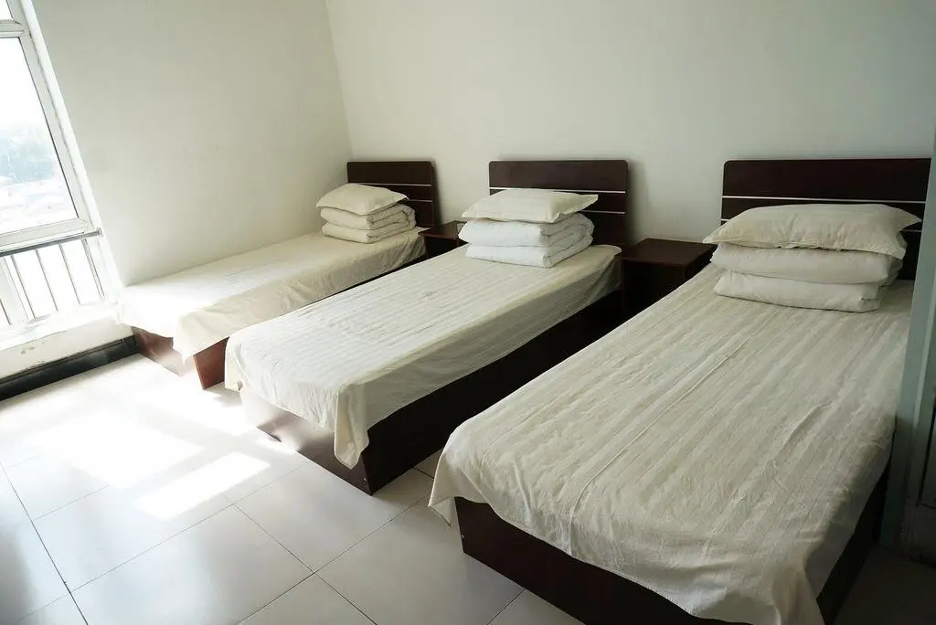 Хулун-Буир: Yaju Guo'an Hotel