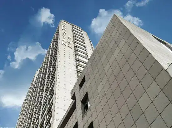 Циндао: Qingdao Aikejia Hotel Apartment Wusi Square Branch