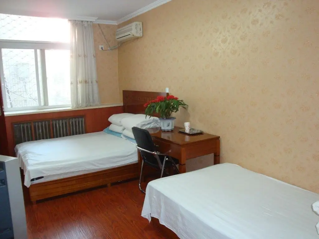 Пекин: Millennium Youth Hotel