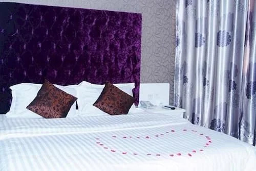 Циндао: Qingdao Yijia 99 Hotel
