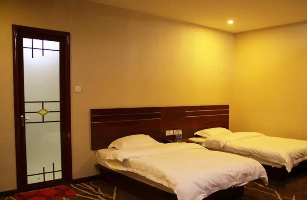 Циндао: Wanlong Business Hotel