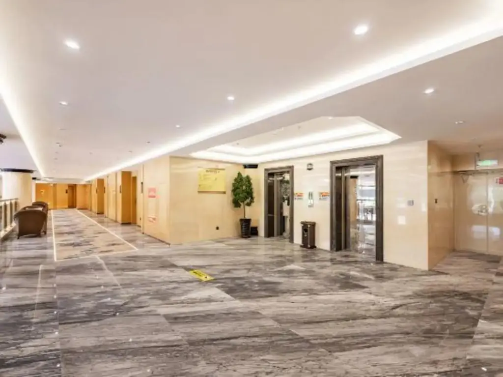 Чжунвэй: Xinhuan International Hotel