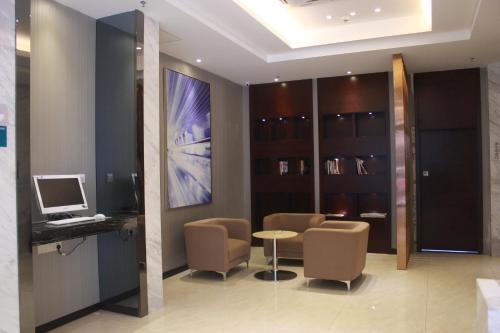 Сианг: City Comfort Inn Shangsi Bus Station Branch