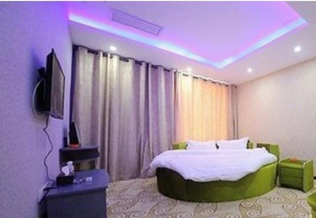 Чанша: Xinzhilian Ning'ai Love Hotel