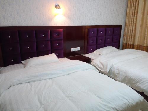 Мокси: Hailuogou Friendship B&B