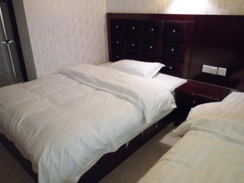 Мокси: Hailuogou Friendship B&B
