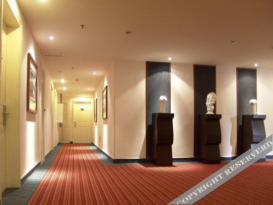 Ухань: Wuhan Luyi 100 Hotel