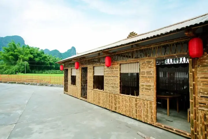 Яншо: Yangshuo Old Banyan Hotel