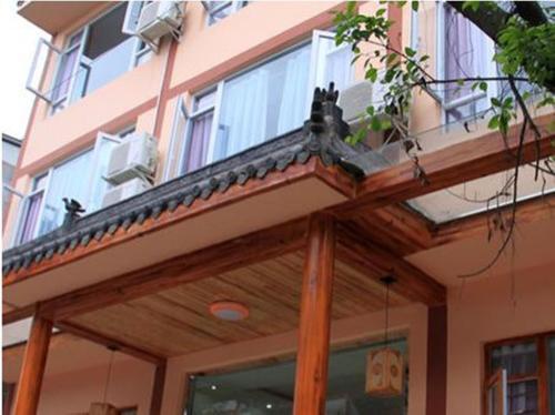 Лешан: Emeishan Caogen Renjia Guest House