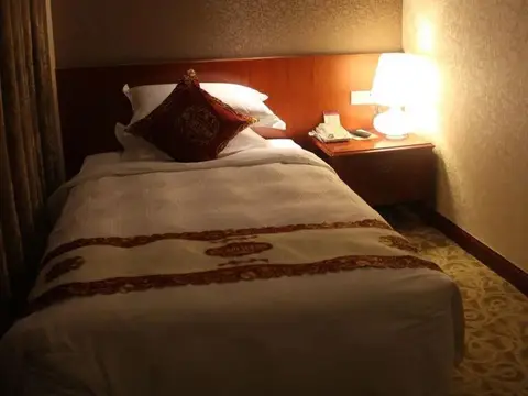 Hefei Seine River Bank No.8 Hotel — фото 1